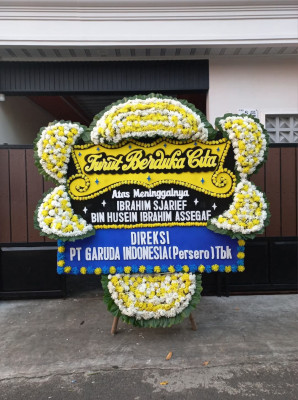 Papan Bunga Duka di Dusun Utara